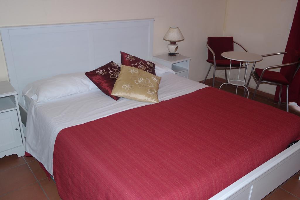 Agora Hostel Pompei Bilik gambar