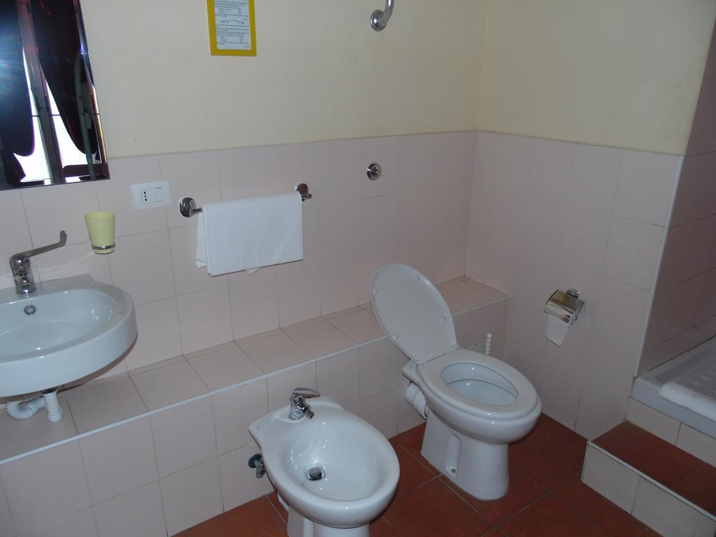 Agora Hostel Pompei Luaran gambar