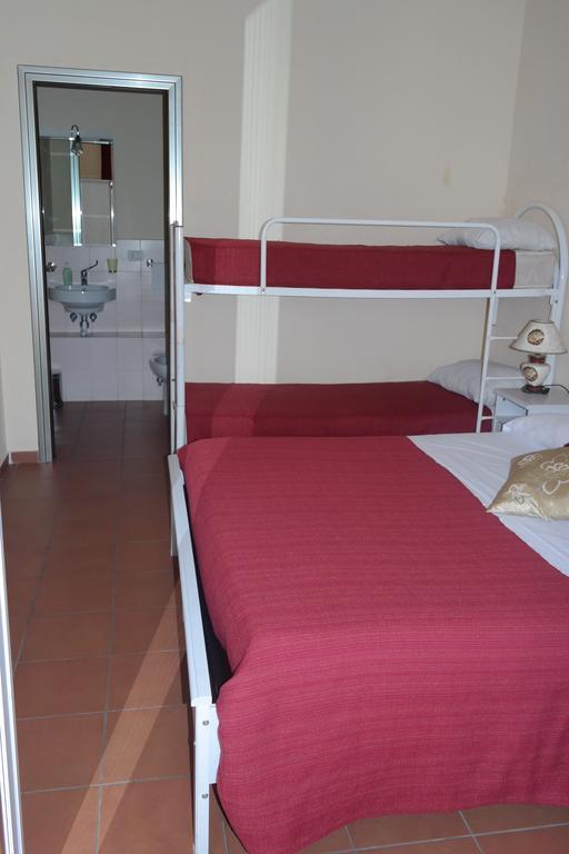 Agora Hostel Pompei Luaran gambar